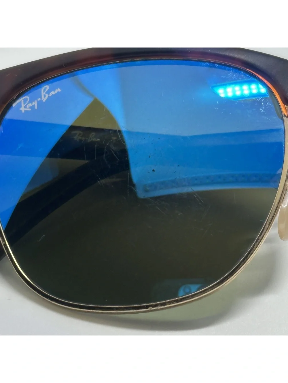 Ray-Ban RB 3016 Clubmaster Classic Sunglasses with Blue Mirrored Lenses